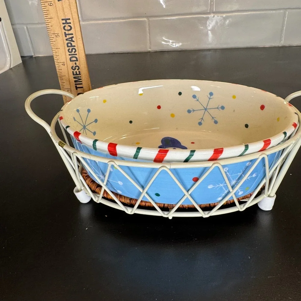 Temp-tations Oval Baker Dish Small Blue Snowman Holiday Christmas Wire Rack